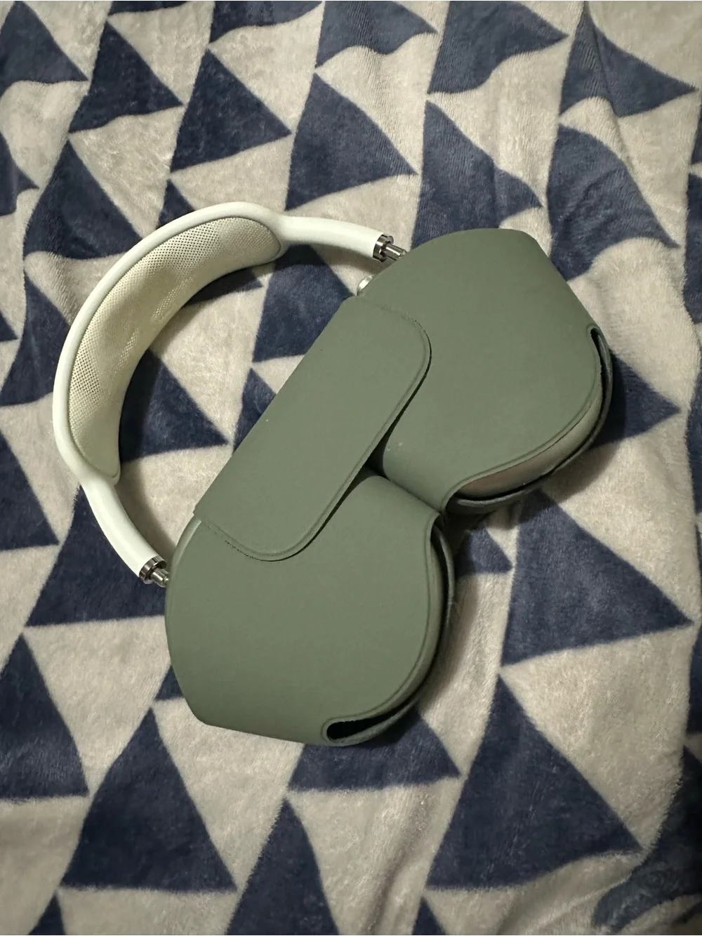 AirPods Max, Over-Ear Headphones in green